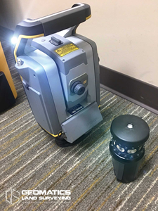 Station totale robotisée Trimble S7 avec VISION |   Station totale robotisée Trimble S7 DR Plus 3'' avec contrôleur TSC3 et prisme 360 degrés - Product Image 3