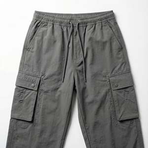 Pantalones Cortos de Hombre de Poliéster/Algodón, Corte Amplio, Estilo Cuadrado, Rectos, Bordado Personalizado, Estilo Urbano Desgastado, Joggers Cargo OEM - Product Image 1