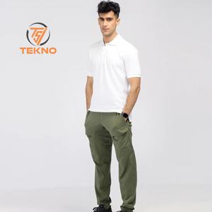 Polo de piqué de algodón elástico verde bosque 100% de corte regular con logotipo bordado personalizado con tapeta de botón oculta y costilla - Product Image 6