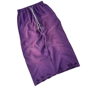 Pantalon décontracté streetwear pour homme, personnalisé avec strass, taille mi-haute, qualité supérieure, léger, coupe droite, écologique - Product Image 1