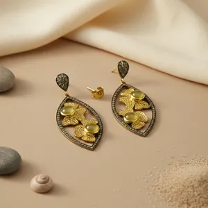 Pendientes Largos Florales con Baño de Oro y Piedras Preciosas para Mujer, Joyería de Moda - Product Image 3