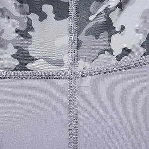 เสื้อแจ็คเก็ตผู้ชายแบบซิป 1/4  ระบายเหงื่อเร็ว สำหรับวิ่ง ฟิตเนส และการฝึกซ้อม - Product Image 6