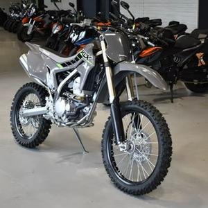 Sales New 2025 Kawasakis KLX 300R Nouveau Dirtbike 300cc Moto tout-terrain Porte à porte Expédition dans le monde entier - Product Image 2