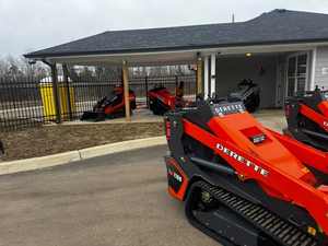 Minicargadora Derete XC1100 con Motor Diésel Kubota de 25Hp, Alto Flujo Hidráulico, Alta Eficiencia Operativa, Motor y Caja de Cambios - Product Image 5