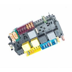 UNIDAD DE CONTROL DEL PORTAFUSIBLES MERCEDES Clase A (W176) A2469060093 OM 651.930 Diésel 2200 (12>18) - Product Image 1
