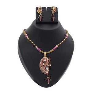The99Jewel Purple Meenakari Stone Gold Plated Necklace Set 1200119 Colección de joyas de moda - Product Image 1