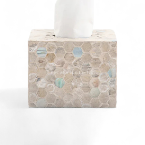 Caja de Pañuelos Decorativa Hecha a Mano con Incrustaciones de Nácar para Decoración de Hostelería - Product Image 2