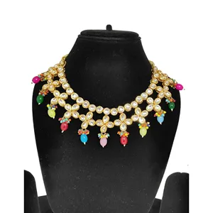 Ensemble de collier en pierres multicolores Meenakari Kundan, plaqué or vintage, bijoux de mariée et de haute joaillerie pour mariage ou cadeau - Product Image 3