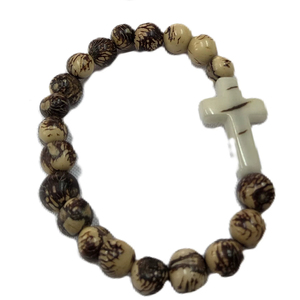 Pulsera Artesanal Cristiana con Cruz de Tagua, Joyería Ecológica de Moda con Cuentas de Marfil Vegetal y Diseño de Cruz Tallada - Product Image 1