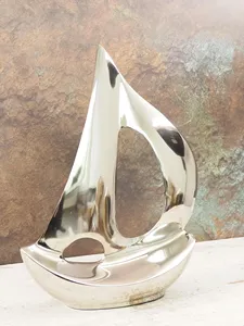 Sculpture de voilier moderne en aluminium poli Décoration intérieure Bureau Art de table Bateau nautique Figurine Cadeau - Product Image 6