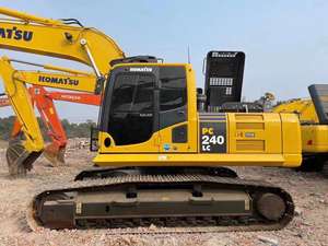 Excavadora Komatsu PC240 de 24 toneladas, excavadora de segunda mano usada en buenas condiciones, potente con motor central y componentes de rodamiento - Product Image 2