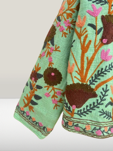 Chaqueta de mujer con bordado Suzani hecha a mano, chaqueta floral Kantha, chaquetas vintage hechas a mano, abrigo de diseñador - Product Image 4