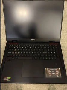 Nueva Laptop para Juegos M S I Raider A18 HX de 18 Pulgadas UHD RTX5090 Ry.zen 9955HX3D 64GB 2TB SSD - Product Image 2