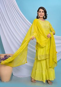 Nouveau designer Premium Chanderi Kurta pantalon en coton et mousseline de soie Dupatta ensemble couleur citron Gota Pati robe pour les occasions décontractées et les fêtes - Product Image 3