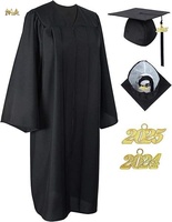Robes de graduation classiques pour adultes en gros, robes de graduation universitaires mates avec chapeau, glands et breloque de l'année