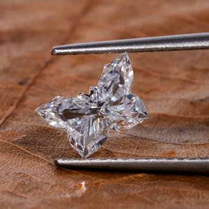 1.40 CT Lab a créé des bijoux personnalisés de créateur haut de gamme en forme de papillon éthique avec certificat IGI - Product Image 1