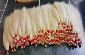 Cabello a granel Rubio suave y sedoso de Venta caliente solo dibujado con extremos más gruesos blanqueamiento procesado químicamente - Product Image 4