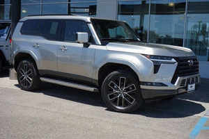 ปี 2023 รถมือสองไมล์น้อย เกียร์ออโต้ เบาะหนัง ไม่เคยเกิดอุบัติเหตุ พร้อมส่ง - Product Image 5