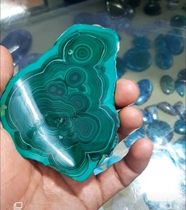Haute qualité Malachite grande tranche pierre précieuse pour article de décoration pour la saison estivale fabrication de bijoux pierre précieuse pour bague en argent pierre précieuse - Product Image 1