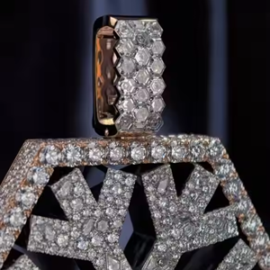 Colgante brillante chapado en oro rosa para hombre, inicial de Hip Hop a la moda con diamante de moissanita, joyería fina de acero inoxidable - Product Image 2