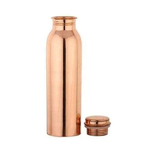 Botella de agua de cobre en relieve negruzco Cobre puro Diseño a prueba de fugas Ayurveda Hidratación saludable Ecológico Mejor calidad premium - Product Image 3