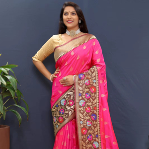 Paithani Saree en soie pure douce avec motif floral Jari Collections de mariage ethnique pour une tenue traditionnelle indienne - Product Image 1
