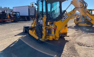 Chargeuse compacte sur chenilles JCB avec godet, équipement de construction jaune - Product Image 2