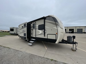 Autocaravana Keystone RV Cougar X-Lite 21RBS usada del 2017, lista para vender. - Product Image 6