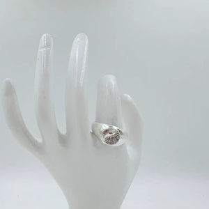 Bague tendance simple et élégante en argent sterling certifié 92.5 - Product Image 1