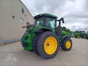2024 Johnn Deere 8R 250 Mini Tractor 4WD/2WD 4x4 Tipo de accionamiento 70-120HP Motor Bomba automática y caja de cambios para uso agrícola - Product Image 3