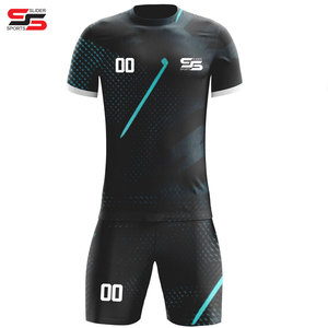 Ensemble de football pour hommes adultes ensemble d'uniformes de football d'équipe motif bande impression par sublimation taille personnalisée kit de vêtements de football - Product Image 5