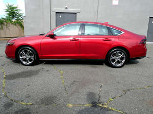 ล้ออัลลอยสำหรับรถยนต์ฮอนด้าแอคคอร์ด2024สีแดงพร้อมเบาะหนังระบบนำทางระบบสตาร์ทด้วยรีโมทซันรูฟระบบแอนดรอยด์ - Product Image 2