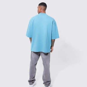 Camiseta Corta de Corte Cuadrado Extra Grande para Hombre, Algodón Grueso de 240-300 GSM, Precio Económico, Diseño de Corte Cuadrado con Hombros Caídos - Product Image 4