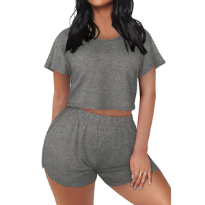 Usine personnalisé décontracté respirant 100% coton tricoté 2 pièces ensemble Shorts soutien logo personnalisé shorts pour les femmes - Product Image 5