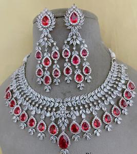 ชุดสร้อยคอเพชร zircon ดีไซเนอร์พร้อมต่างหูชุดเครื่องประดับเงินและหินสีเงินสำหรับงานแต่งงานสำหรับผู้หญิง - Product Image 5