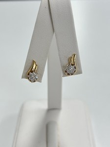 Boucles d'oreilles vintage en or massif 18 carats, taille brillante, cluster de diamants cultivés en laboratoire pour cadeau de fête d'anniversaire pour les amoureux - Product Image 4