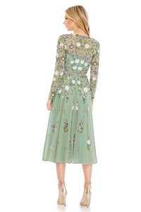 Elegante Vestido de Fiesta Largo de Lentejuelas y Cuentas, Sin Mangas, Corte Trompeta/Sirena, con Diseño Floral de Licra - Product Image 4