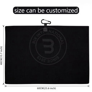 Toalla de golf con diseño minimalista y elegante para tiendas de deportes y vendedores en línea. - Product Image 4