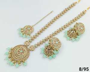 Conjunto de collar largo elegante chapado en oro de piedra tradicional india y de moda con pendiente Jumkha Mangtika conjunto de joyería para mujer - Product Image 4