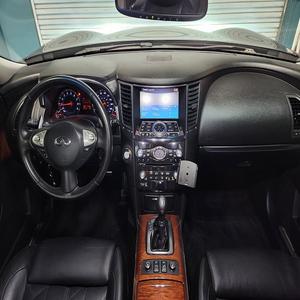 Alerte Offre Exceptionnelle! SUV de luxe Infi niti FX50S 2010 super propre, 390 ch, V8, transmission intégrale, pack sport, bleu ardoise métallisé - Product Image 3