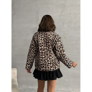 TOPSHOW Women's <b>Quilted</b> Front Tie Leopard Print Polyester <b>Jacket</b> for Wholesale - Stylish Outerwear - Product Image 5