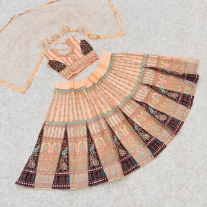 ENFANTS Spécial Navratri Festive & Party Wear Multi Stone & Diamond Work Énorme Flair Pattern Traditionnel Chaniya Choli Avec Dupatta - Product Image 6