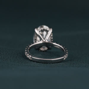 Anillo de diamante cultivado en laboratorio de plata de ley, juego de pavé de Halo oculto, compromiso de corte ovalado de estilo clásico con certificado IGI, su regalo - Product Image 4