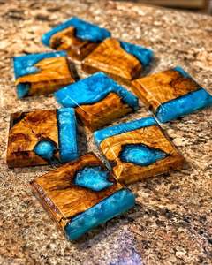 WARMTH Dessous de verre en résine et bois de noyer pour la décoration intérieure Dessous de verre en résine époxy en bois Dessous de verre de luxe personnalisés pour boisson - Product Image 6