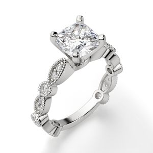 Bague de fiançailles vintage en diamant taillé coussin avec accents pour femme - Product Image 2