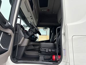 CAMION TRATTORE USATO SCANIA R540 6X4 DEL 2020, PESO COMPLETO 70 TONNELLATE, 738.300 KM, 460 CV, 10.837 CCM, DIESEL EURO 6, TRASMISSIONE AUTOMATICA 6X2 - Product Image 6