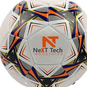 Tech Industries Ballon d'entraînement de football Matériau PU à des fins d'entraînement avec un design personnalisé et un logo personnalisé - Product Image 3