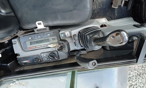 Mini-excavatrice sur chenilles Kubota KX161, moteur diesel, 5,6 tonnes, forte puissance de creusement, excavatrice compacte avec cabine fermée, à vendre - Product Image 4