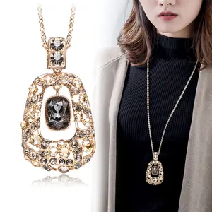 2023 nouvelle mode Version coréenne Long clignotant diamant collier dames bijoux