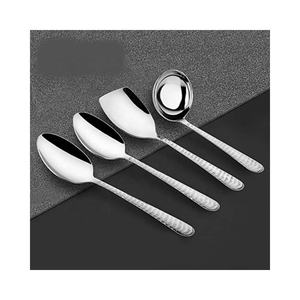 Long manche d'argenterie ronde martelée en acier inoxydable, ensembles de cuisine en métal argenté poli cuillère fourchette ensemble de serveur à salade - Product Image 3